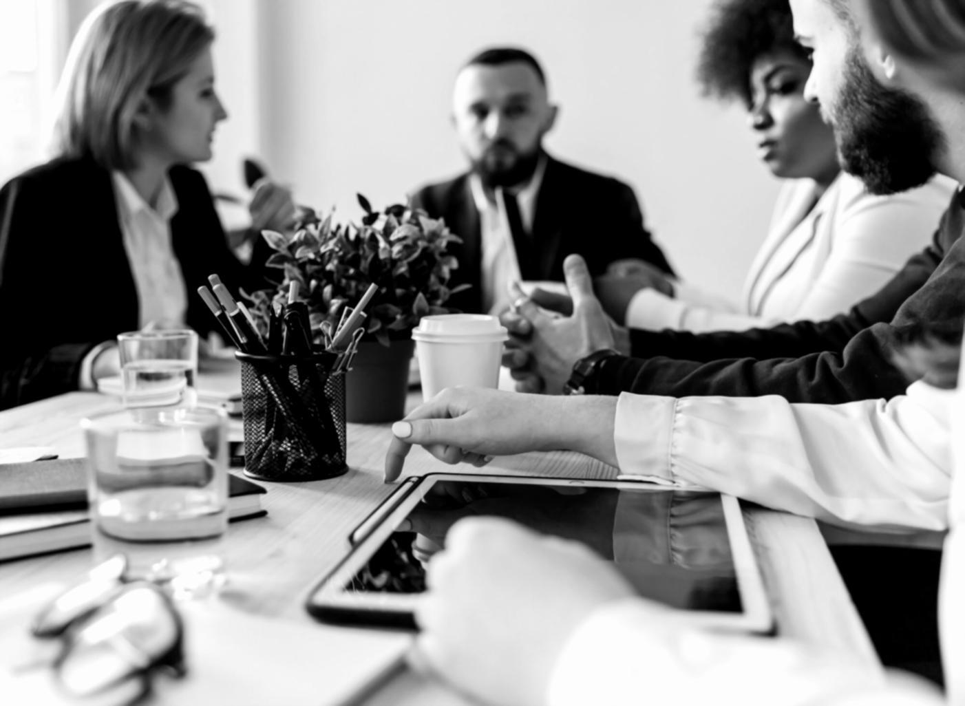 Environnement de travail collaboratif de l'équipe myravelosent